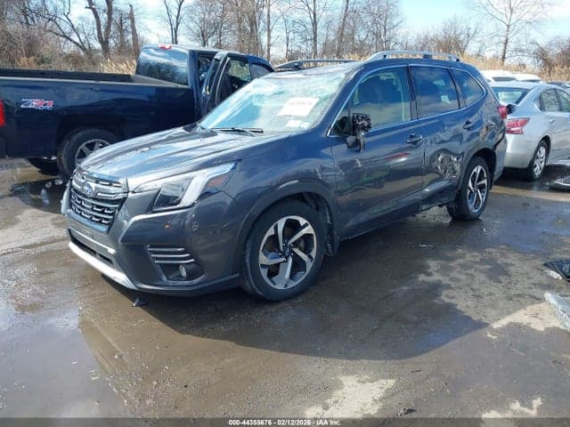 2023 SUBARU FORESTER TOURING 2