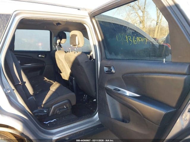 2017 DODGE JOURNEY SE 8