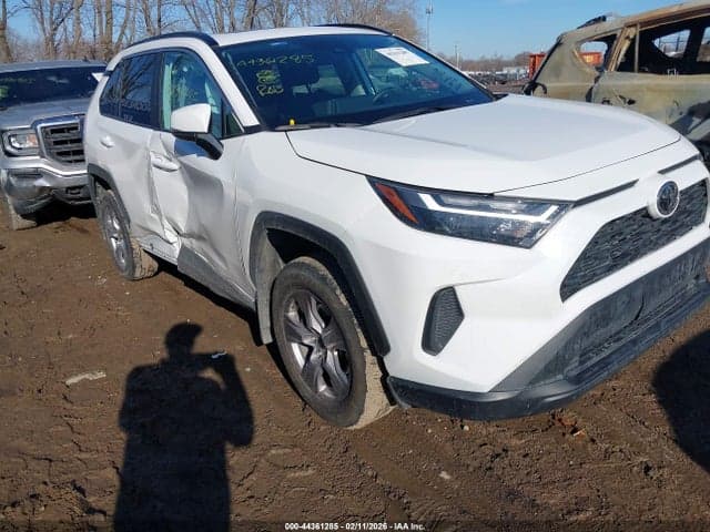 2023 TOYOTA RAV4 XLE 6