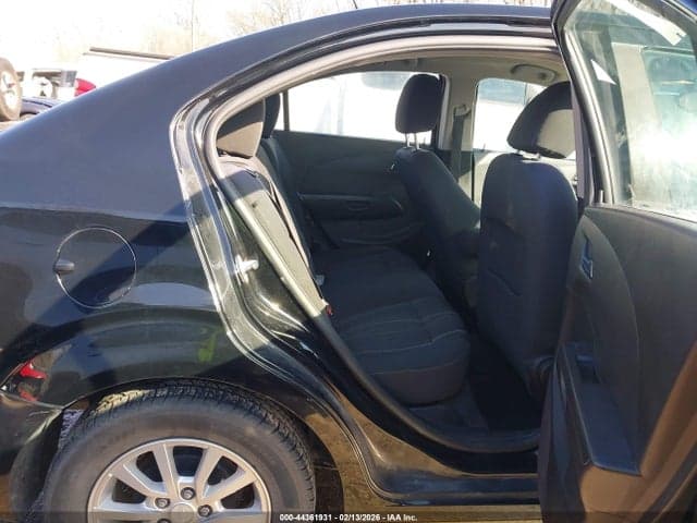 2017 CHEVROLET SONIC LT AUTO 8