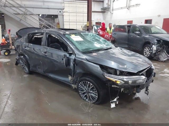 2024 KIA FORTE GT-LINE