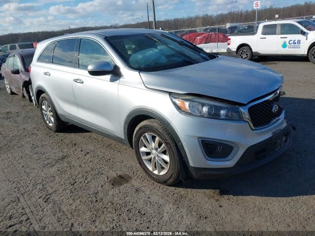 2017 KIA SORENTO 2.4L L - 1