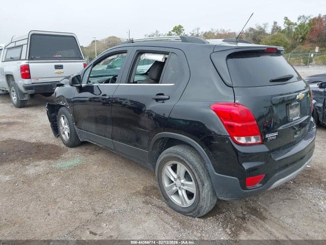 2017 CHEVROLET TRAX LT 3