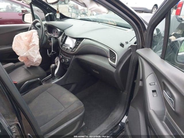 2017 CHEVROLET TRAX LT 5