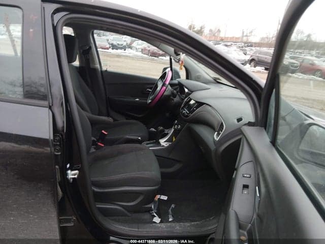 2018 CHEVROLET TRAX LS 5
