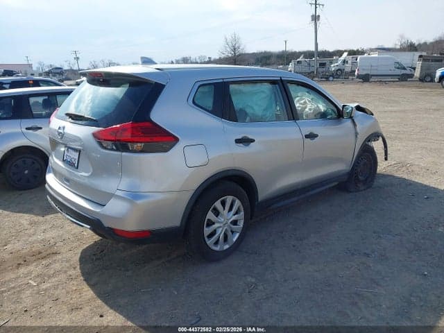 2017 NISSAN ROGUE S 4