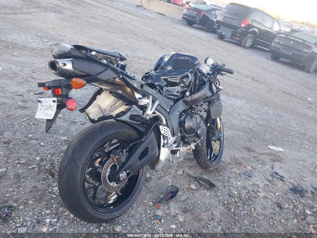 2026 HONDA CBR600 RR 4