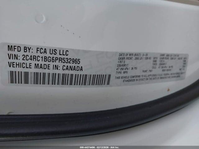 2023 CHRYSLER PACIFICA TOURING L 9