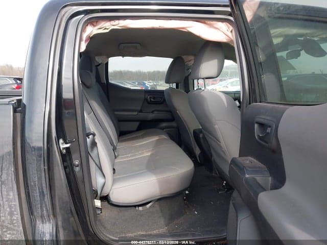 2019 TOYOTA TACOMA SR 8