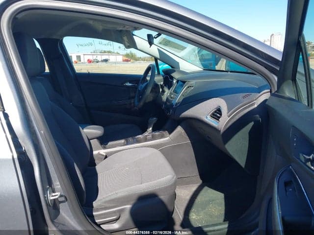2019 CHEVROLET CRUZE LT 5