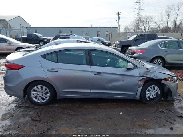 2017 HYUNDAI ELANTRA SE 13