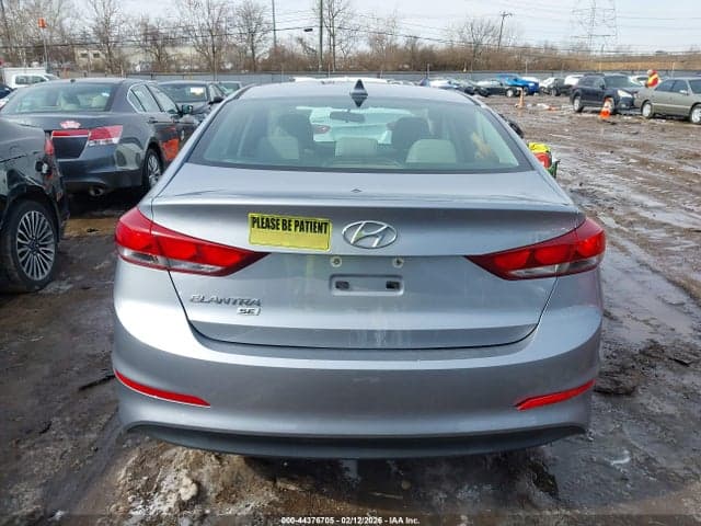 2017 HYUNDAI ELANTRA SE 16
