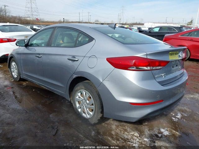 2017 HYUNDAI ELANTRA SE 3