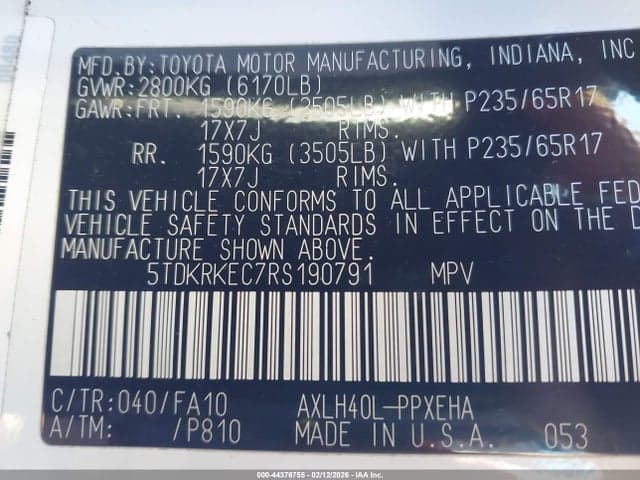 2024 TOYOTA SIENNA LE 9