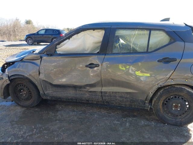 2022 NISSAN KICKS S XTRONIC CVT 18