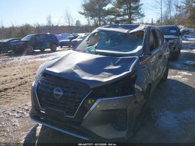 2022 NISSAN KICKS S XTRONIC CVT 6