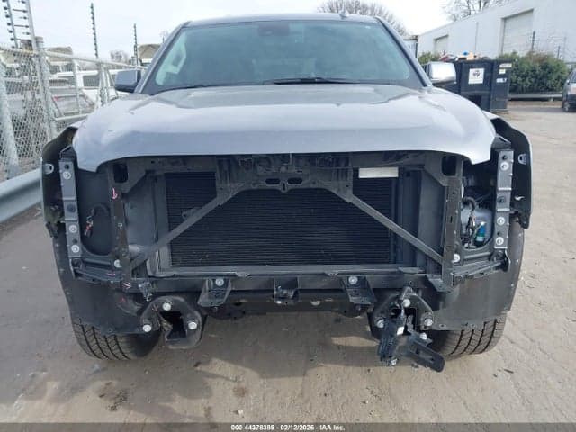2020 GMC YUKON 4WD DENALI 6