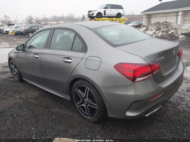 2019 MERCEDES-BENZ A 220 4MATIC 3