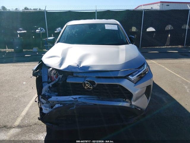 2024 TOYOTA RAV4 LE 12