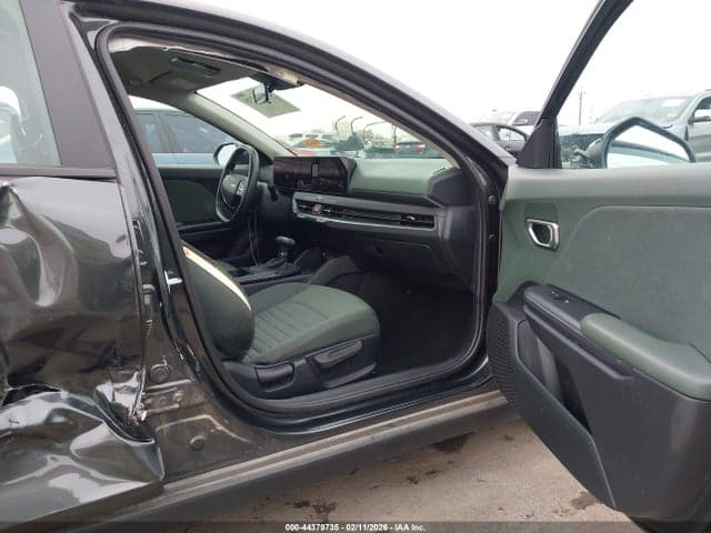 2025 KIA K4 EX 5