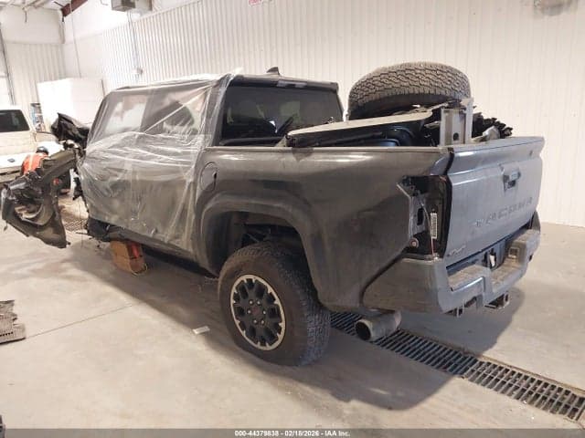 2024 TOYOTA TACOMA SR5 3