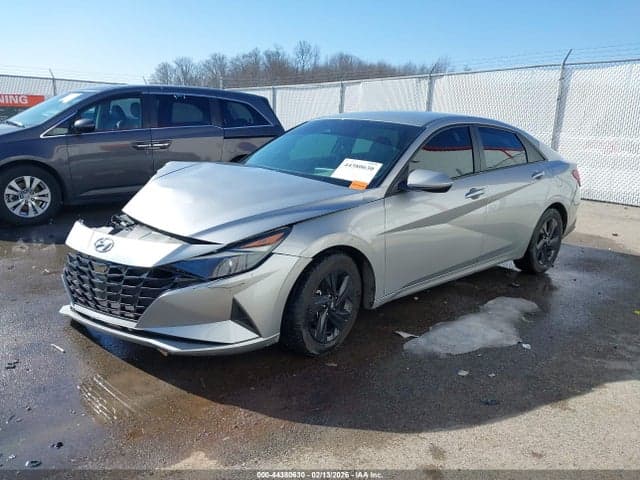 2021 HYUNDAI ELANTRA SEL 2