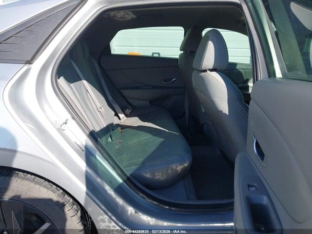 2021 HYUNDAI ELANTRA SEL 8