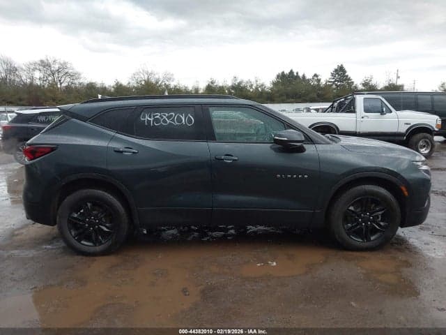 2019 CHEVROLET BLAZER 13