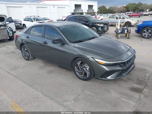 2025 HYUNDAI ELANTRA SEL SPORT