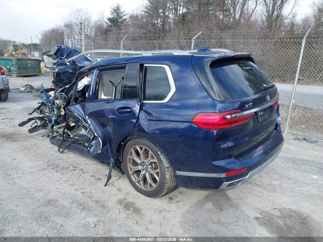 2022 BMW X7 XDRIVE40I 3