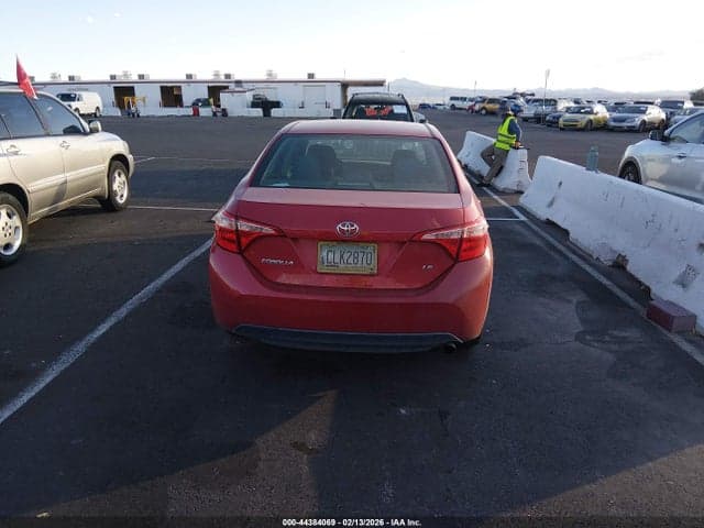 2018 TOYOTA COROLLA LE 16
