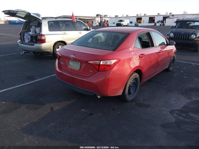 2018 TOYOTA COROLLA LE 4