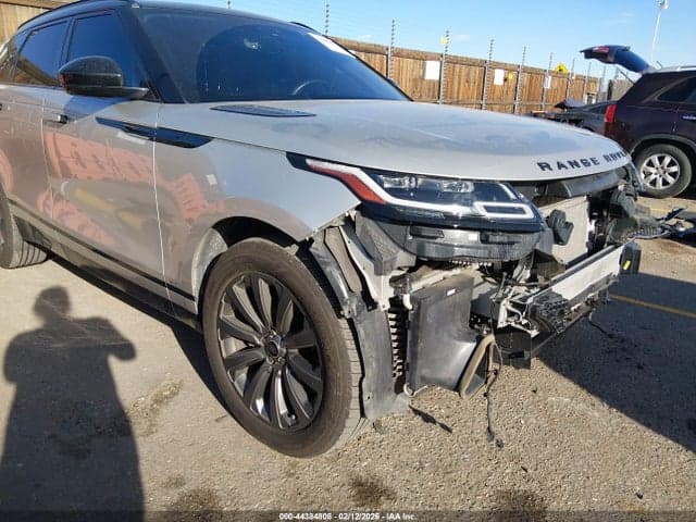 2019 LAND ROVER RANGE ROVER VELAR P250 R-DYNAMIC SE 19