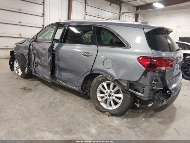 2019 KIA SORENTO 2.4L LX 3