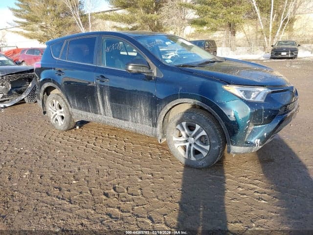2018 TOYOTA RAV4 LE 1
