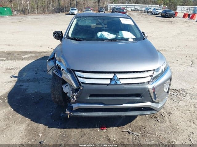 2019 MITSUBISHI ECLIPSE CROSS ES 6