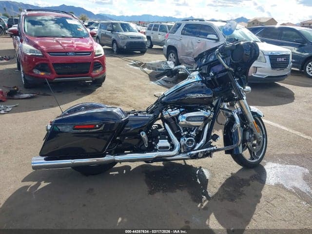 2019 HARLEY-DAVIDSON FLHX 13