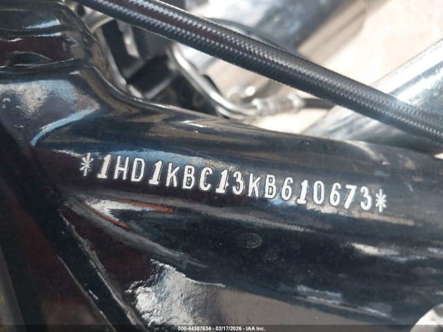 2019 HARLEY-DAVIDSON FLHX 10