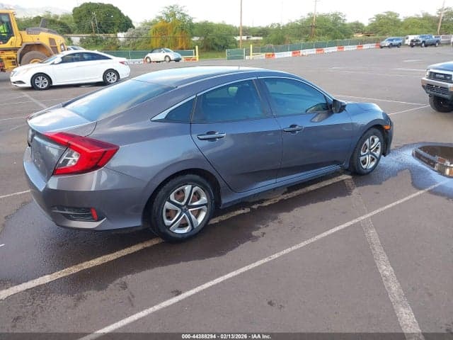2018 HONDA CIVIC LX 4