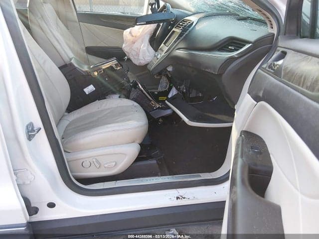 2019 LINCOLN MKC RESERVE 5