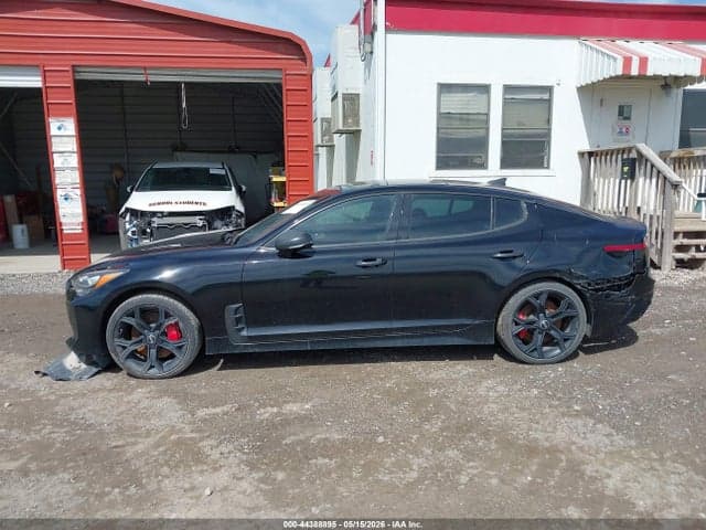 2018 KIA STINGER GT2 14