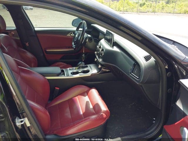 2018 KIA STINGER GT2 5