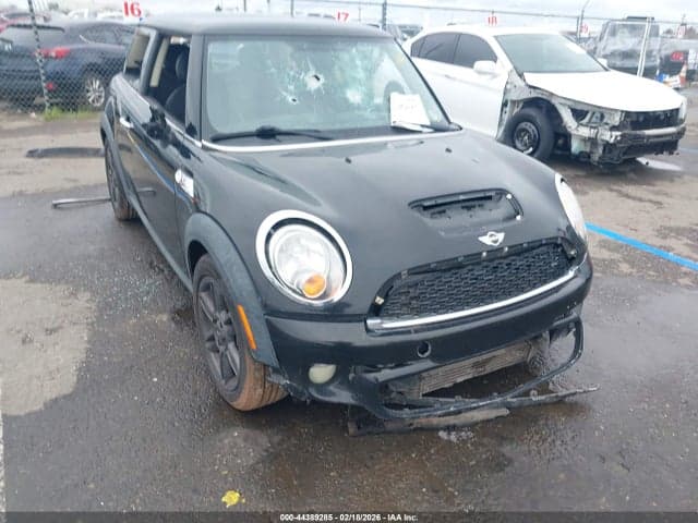 2011 MINI COOPER S