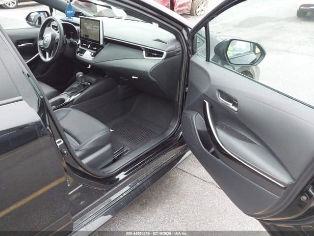 2025 TOYOTA COROLLA XSE 5