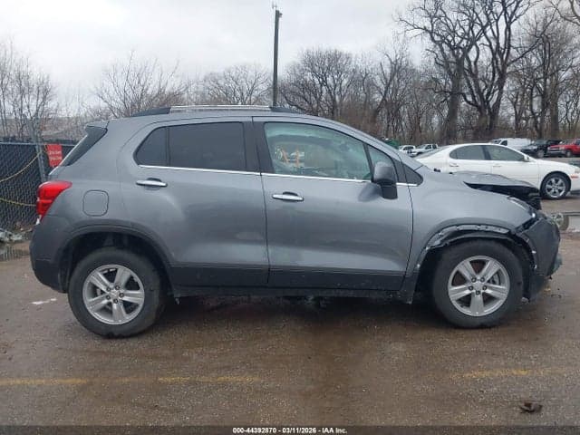 2020 CHEVROLET TRAX FWD LT 13