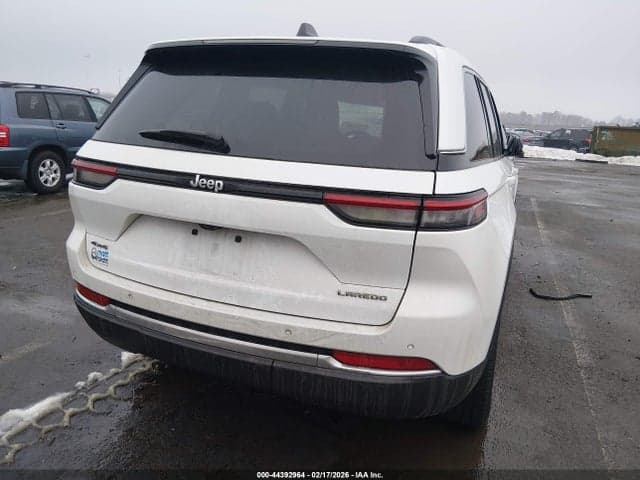 2024 JEEP GRAND CHEROKEE LAREDO 4X4 4