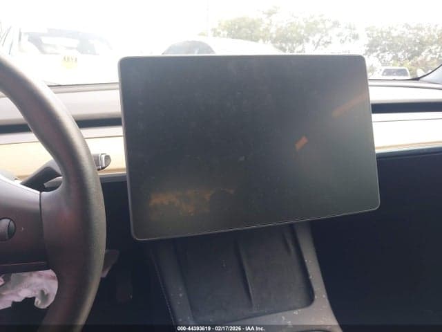 2022 TESLA MODEL 3 REAR-WHEEL DRIVE 17