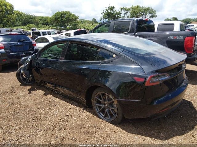 2022 TESLA MODEL 3 REAR-WHEEL DRIVE 3