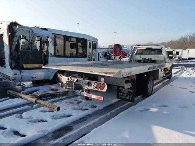 2024 RAM 5500 CHASSIS TRADESMAN/SLT 4