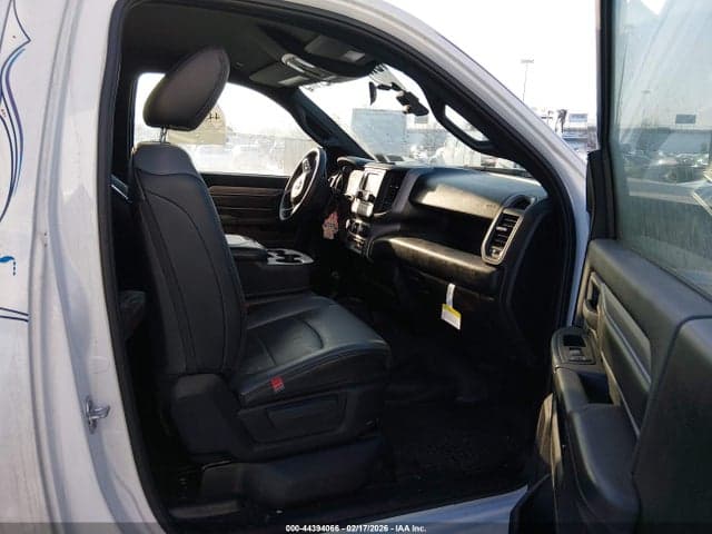 2024 RAM 5500 CHASSIS TRADESMAN/SLT 8